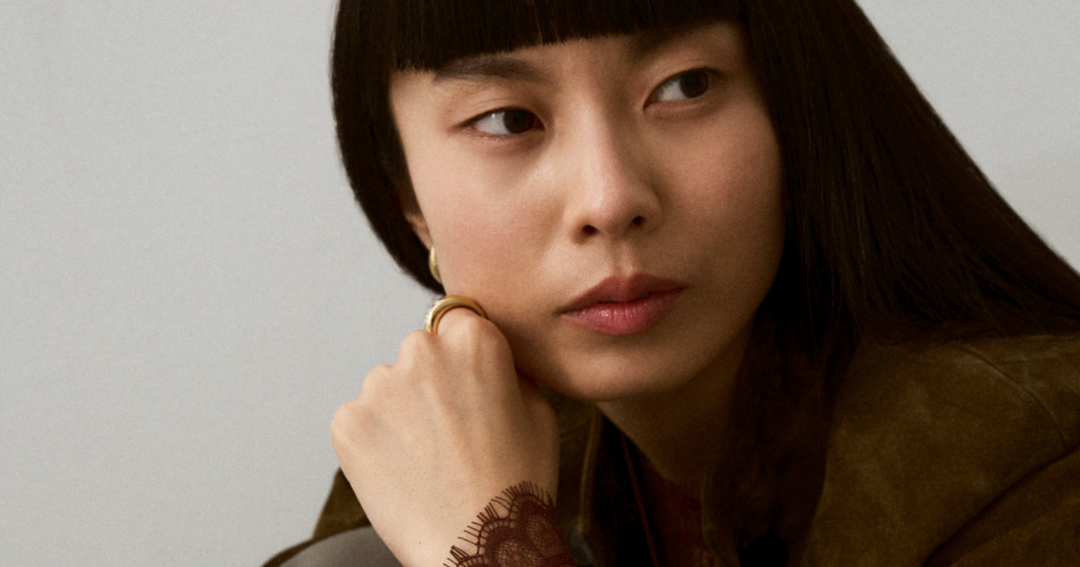 Winter's Delicate Touch: Why the Charm Snowflake is More Than Just a Seasonal Accessory