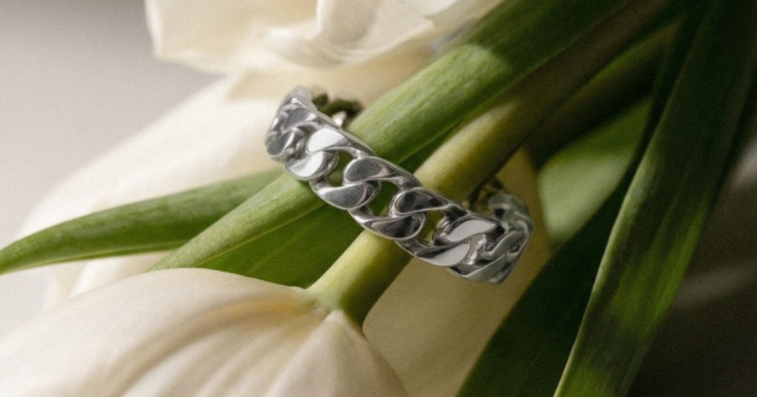Sterling Silver Care: A Thomas Sabo Cleaning and Storage Guide