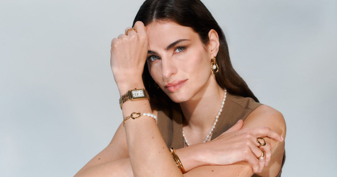 The Winter Jewellery Edit: Gold, Pearls and Pieces That Warm a Look