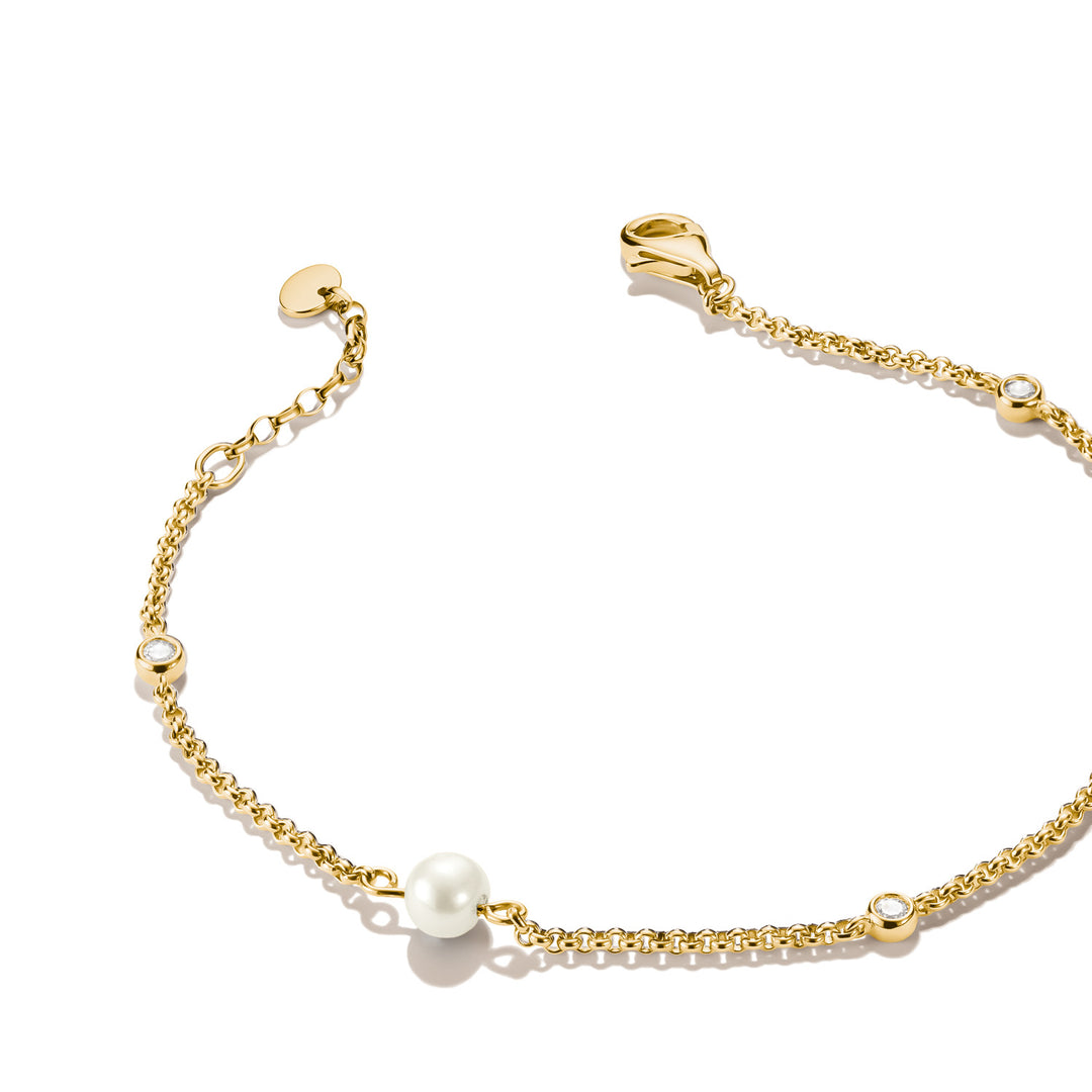 Bracelet with pearls and zirconia