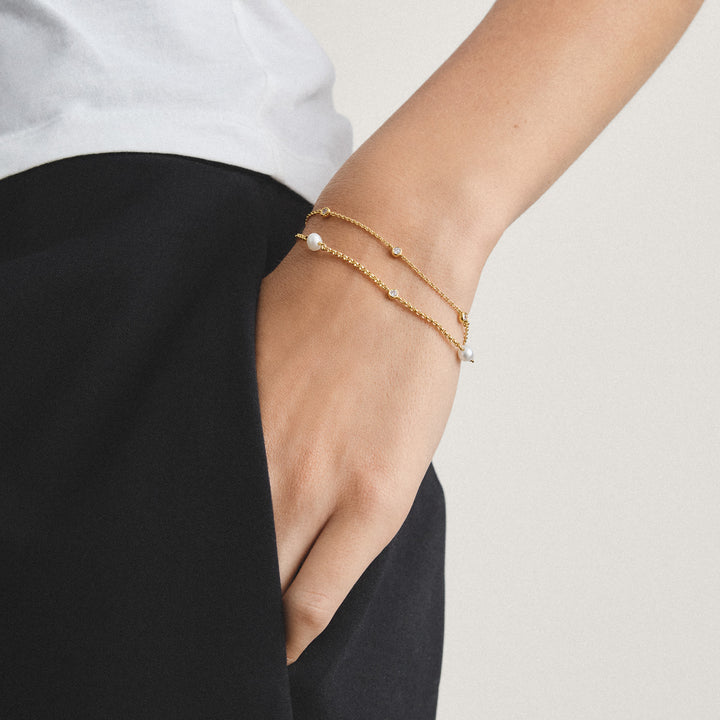 Pearl Bracelet with zirconia