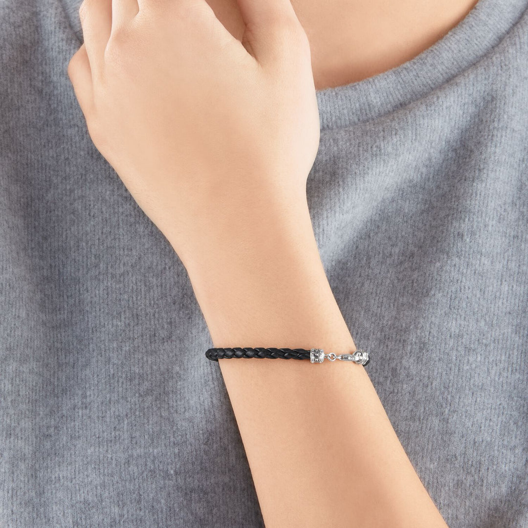 Royal Skull Set: Earrings &amp; Leather Bracelets in Silver