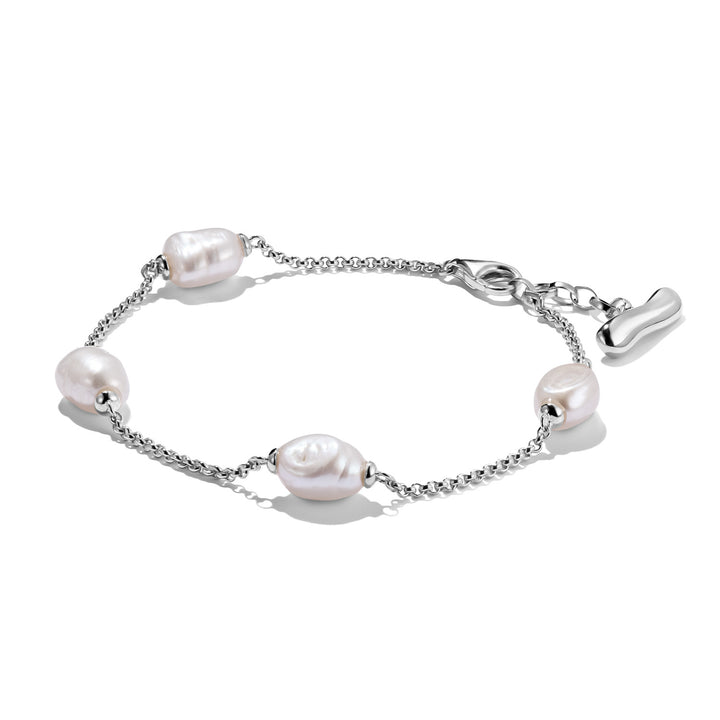 Pearl bracelet with silver chain