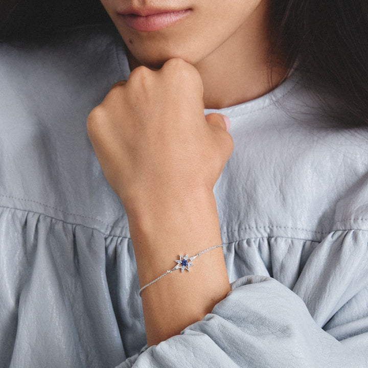 Bracelet star with blue stones