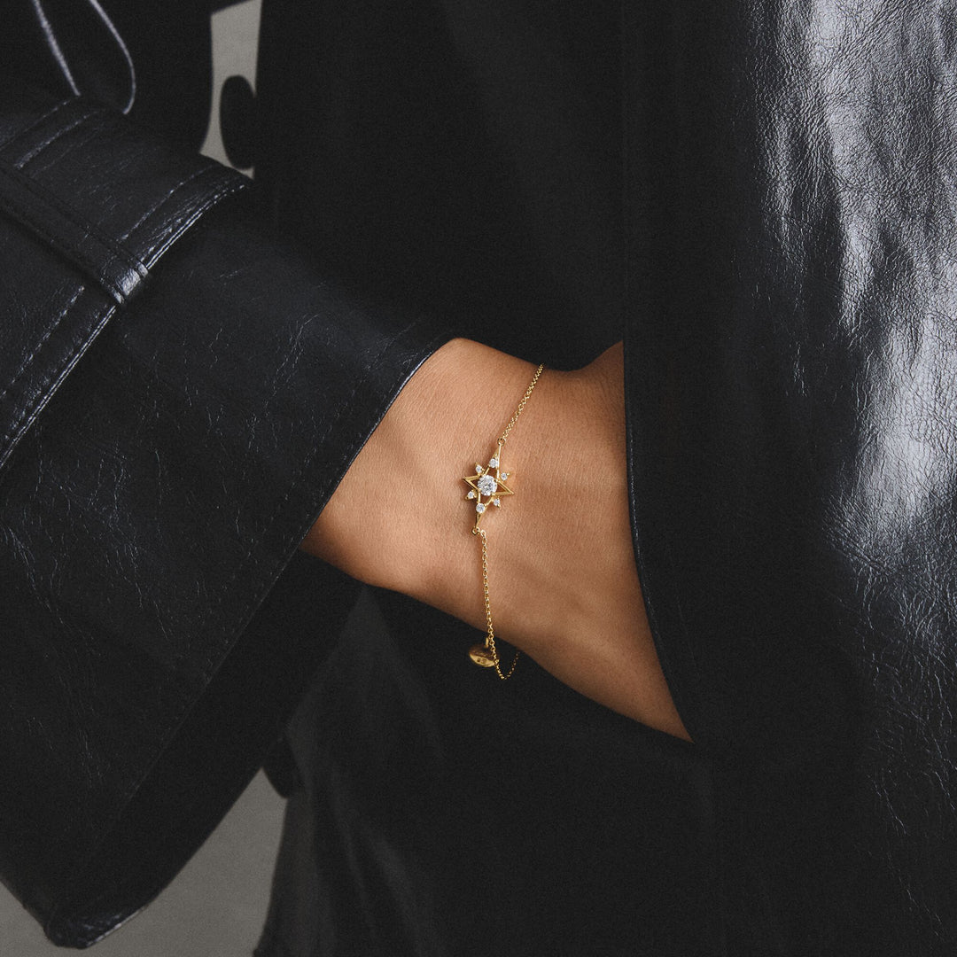 Bracelet star with zirconia