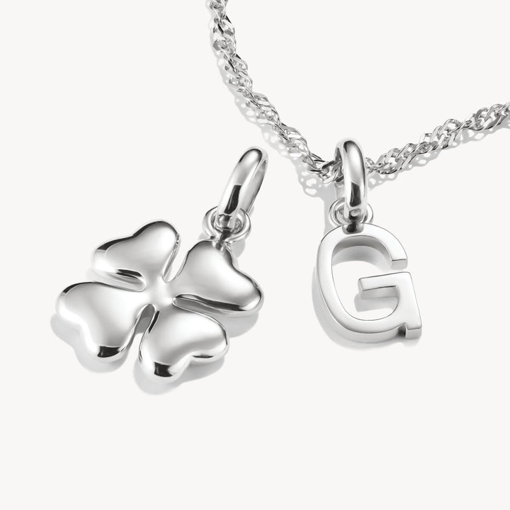 Connect Charm lucky clover in 3D