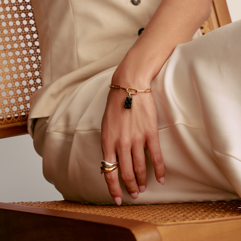 Connect Charm Goldbear in black