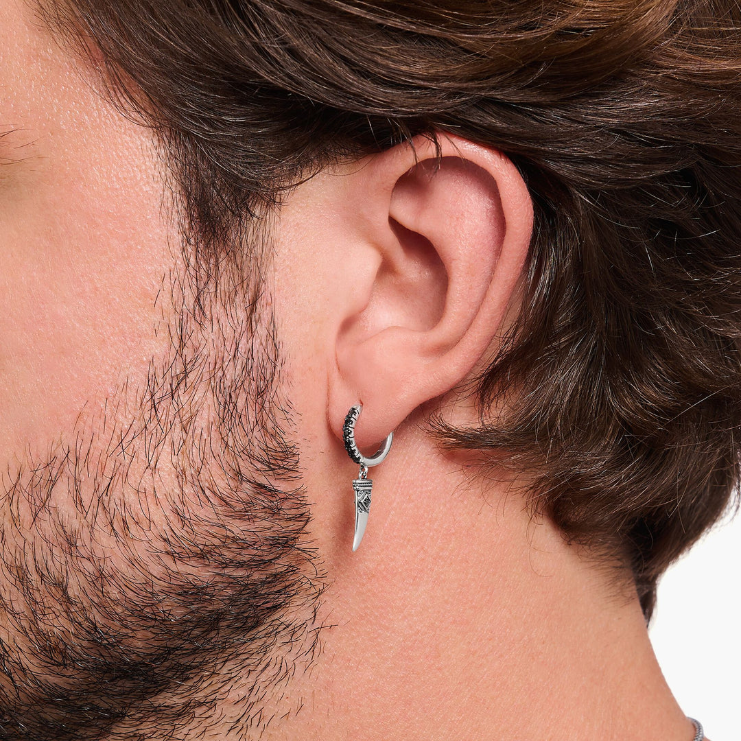 Single hoop earring with wolf&