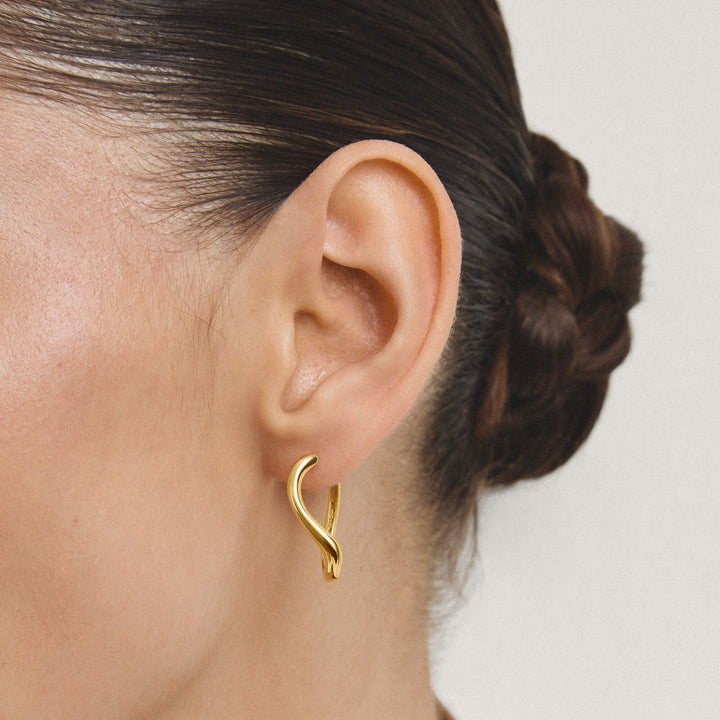 Hoop earrings wave-shaped | THOMAS SABO Australia