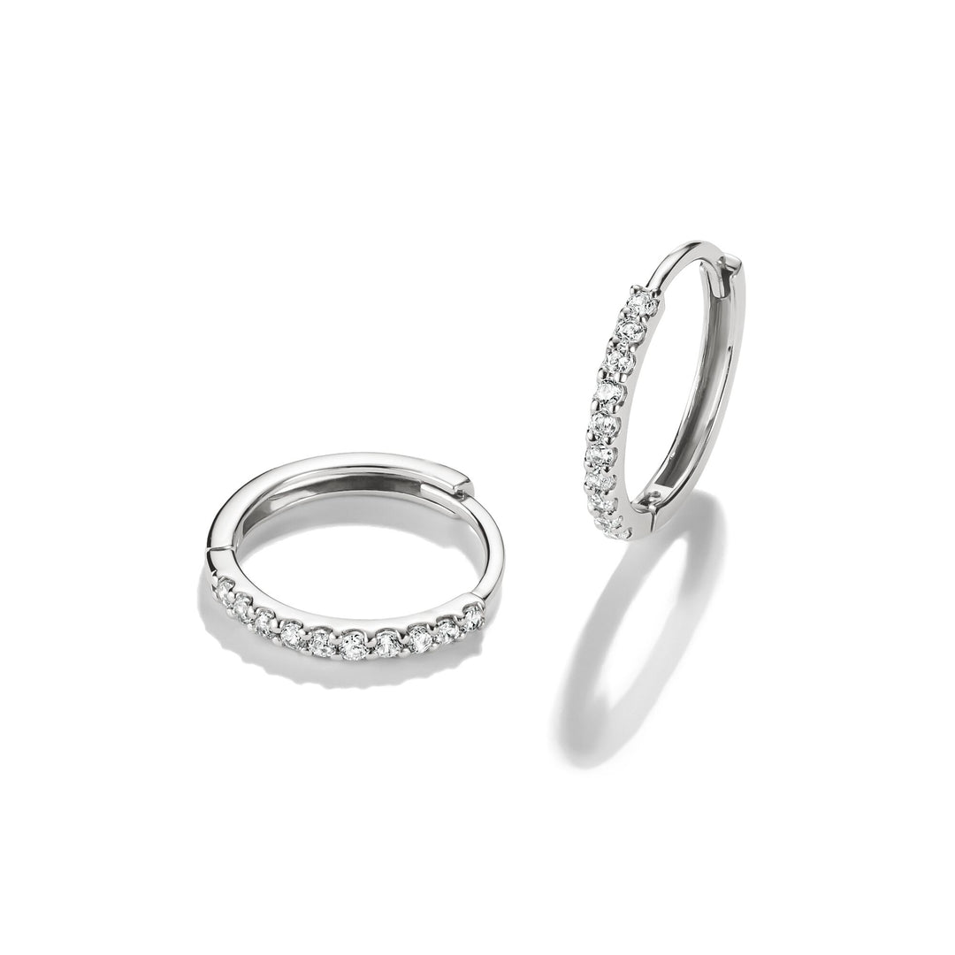Hoop earrings with zirconia