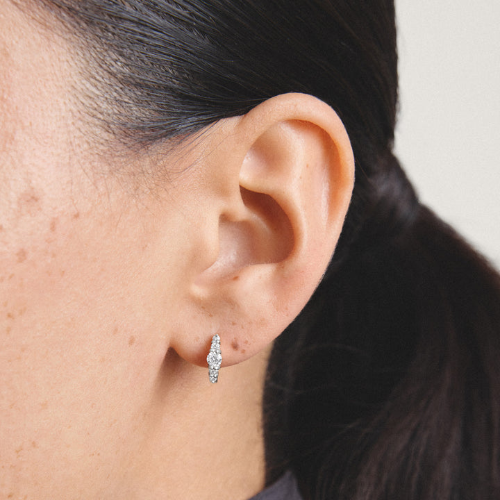 Hoop earrings with zirconia