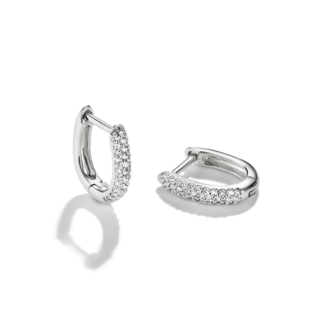 Hoop earrings with zirconia