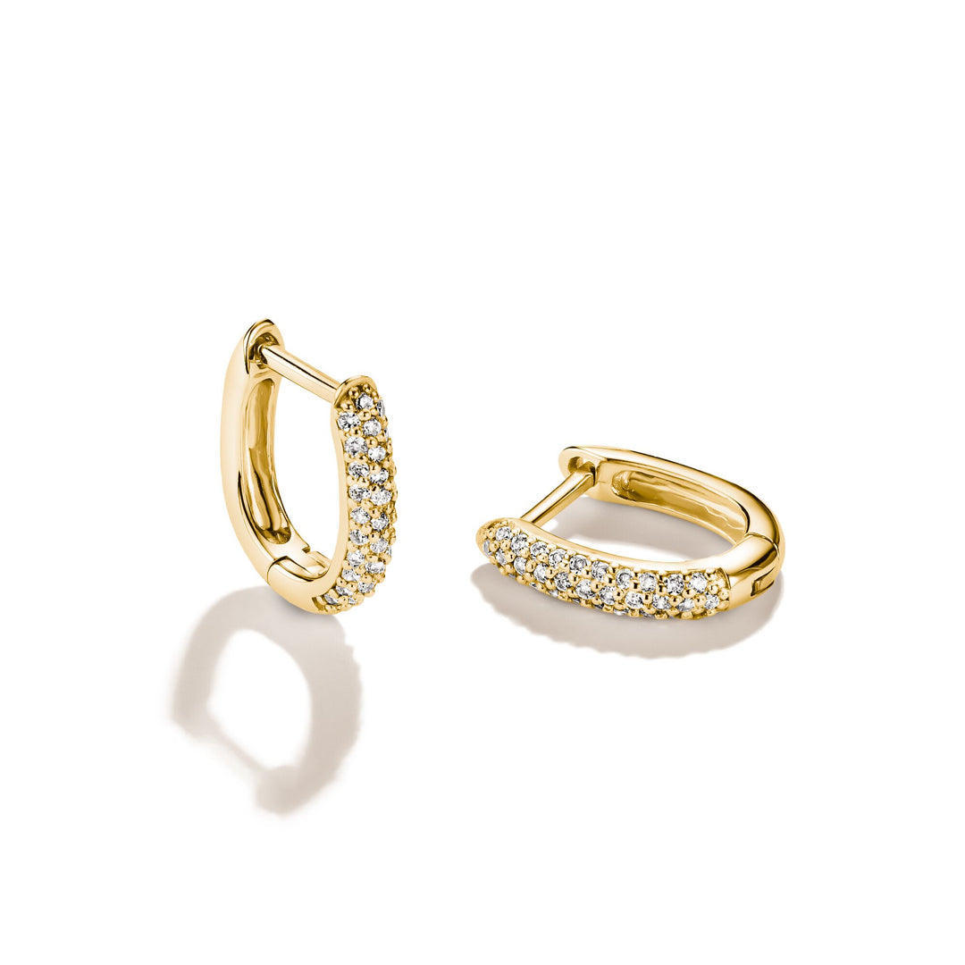 Hoop earrings with zirconia
