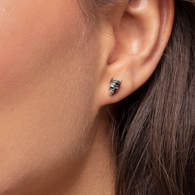 Royal Skull Set: Earrings & Leather Bracelets in Silver