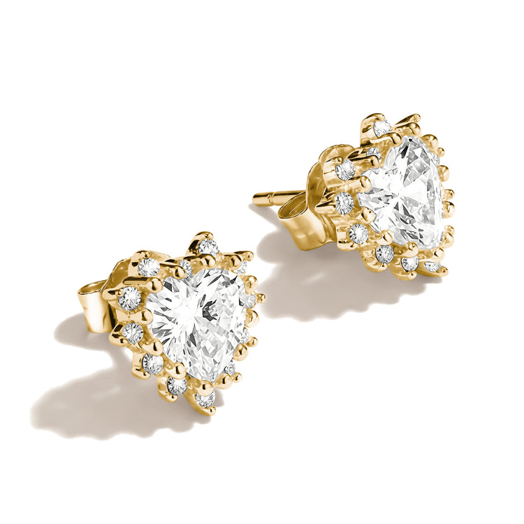 Ear studs with heart cut zirconia