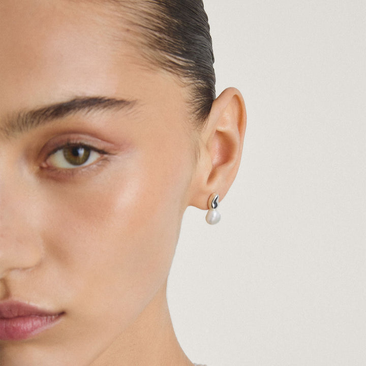 Ear studs pearl | THOMAS SABO Australia