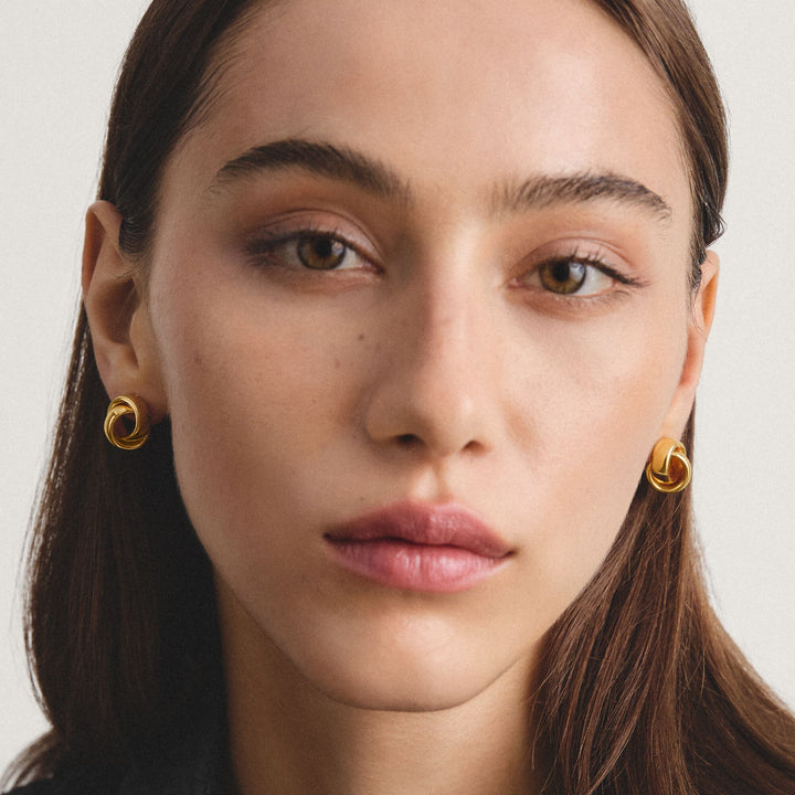 Earrings in knot shape | THOMAS SABO Australia