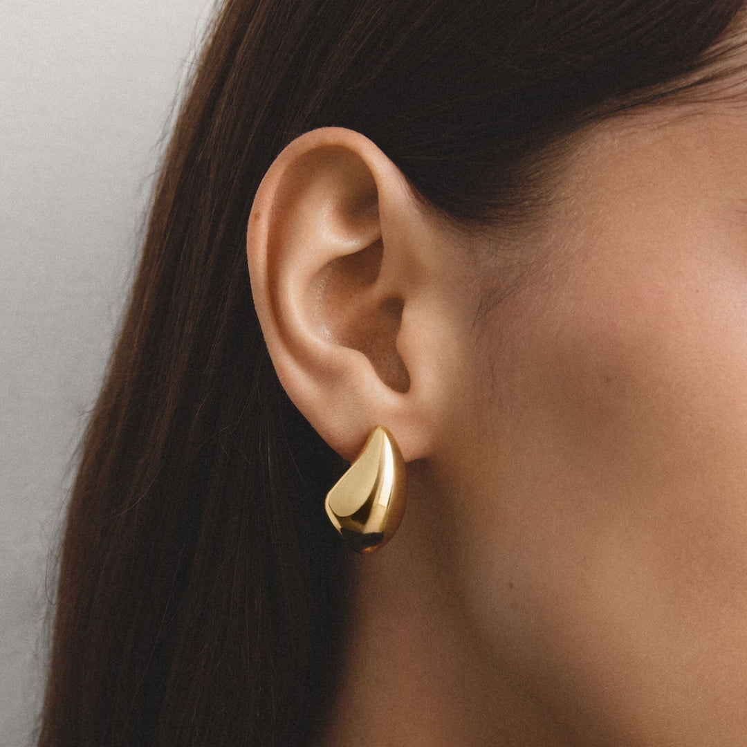 Earrings in teardrop shape | THOMAS SABO Australia
