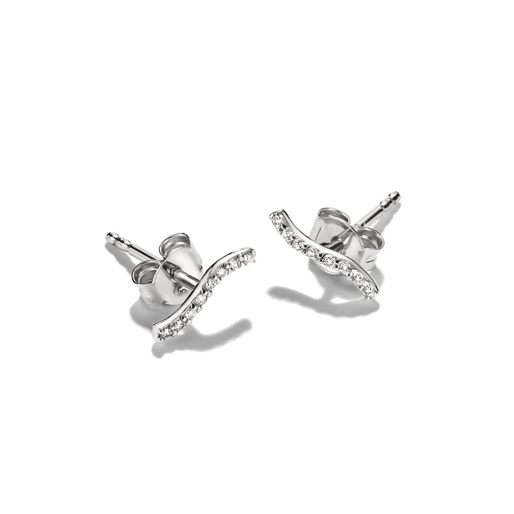Stud earrings with zirconia