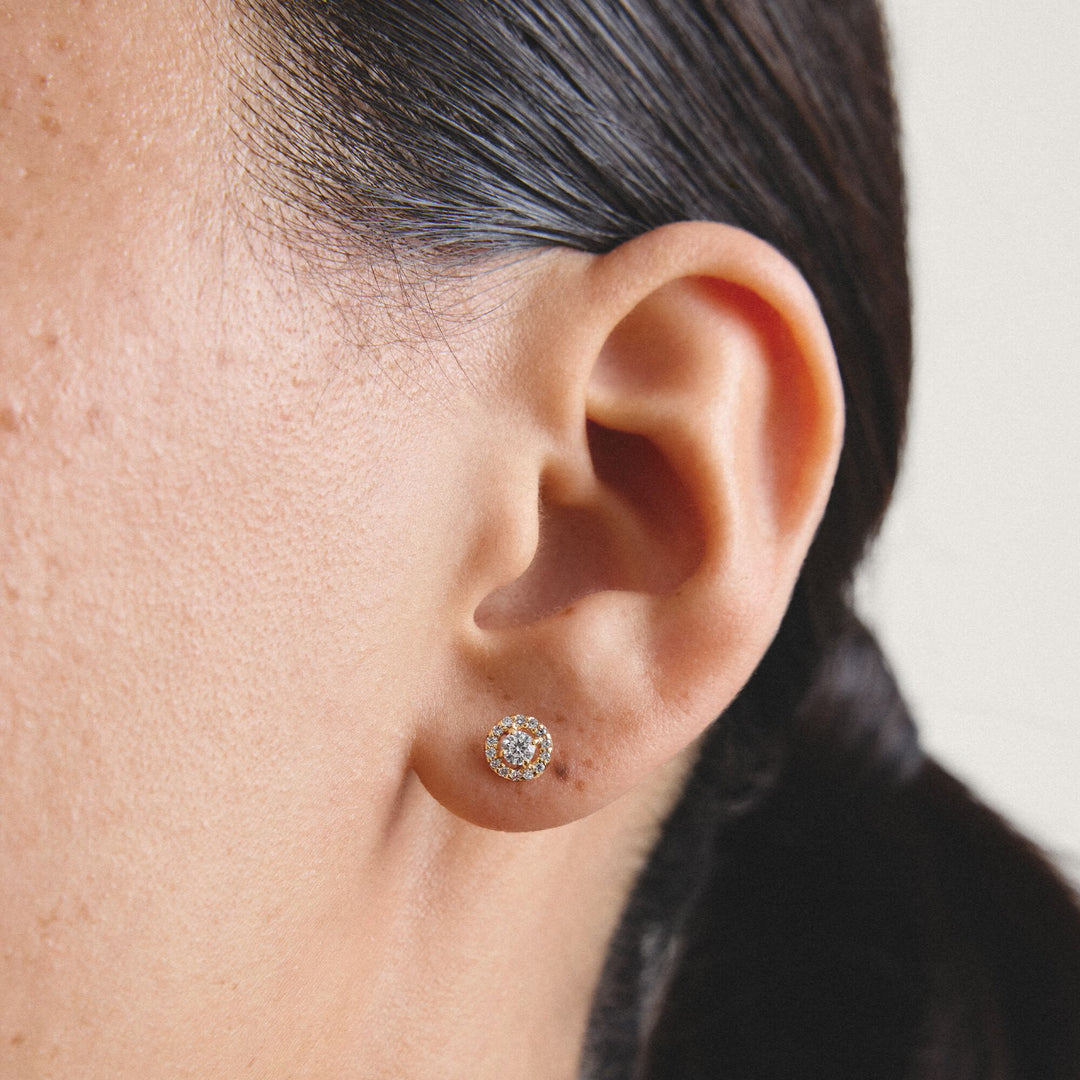 Stud earrings with brilliant-cut zirconia