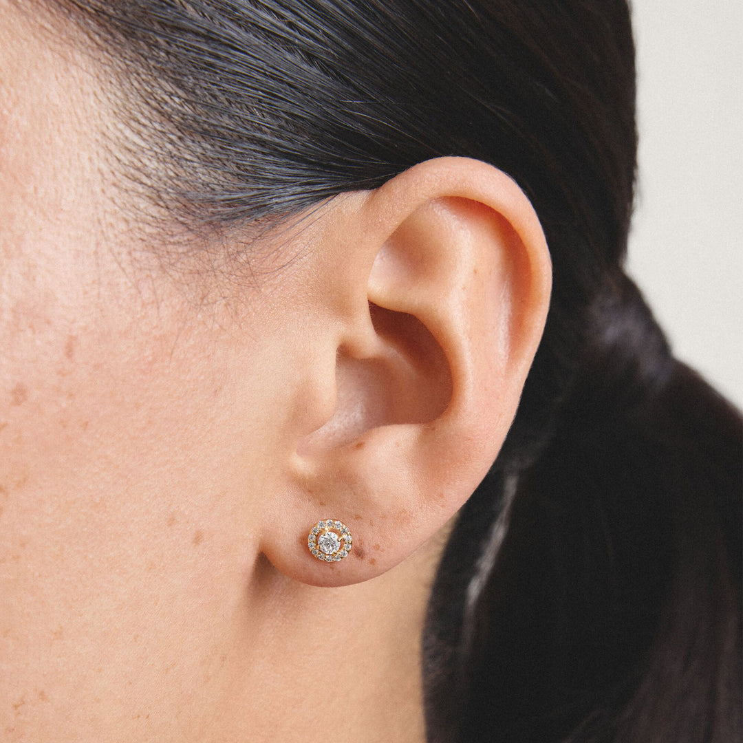 Stud earrings with brilliant-cut zirconia