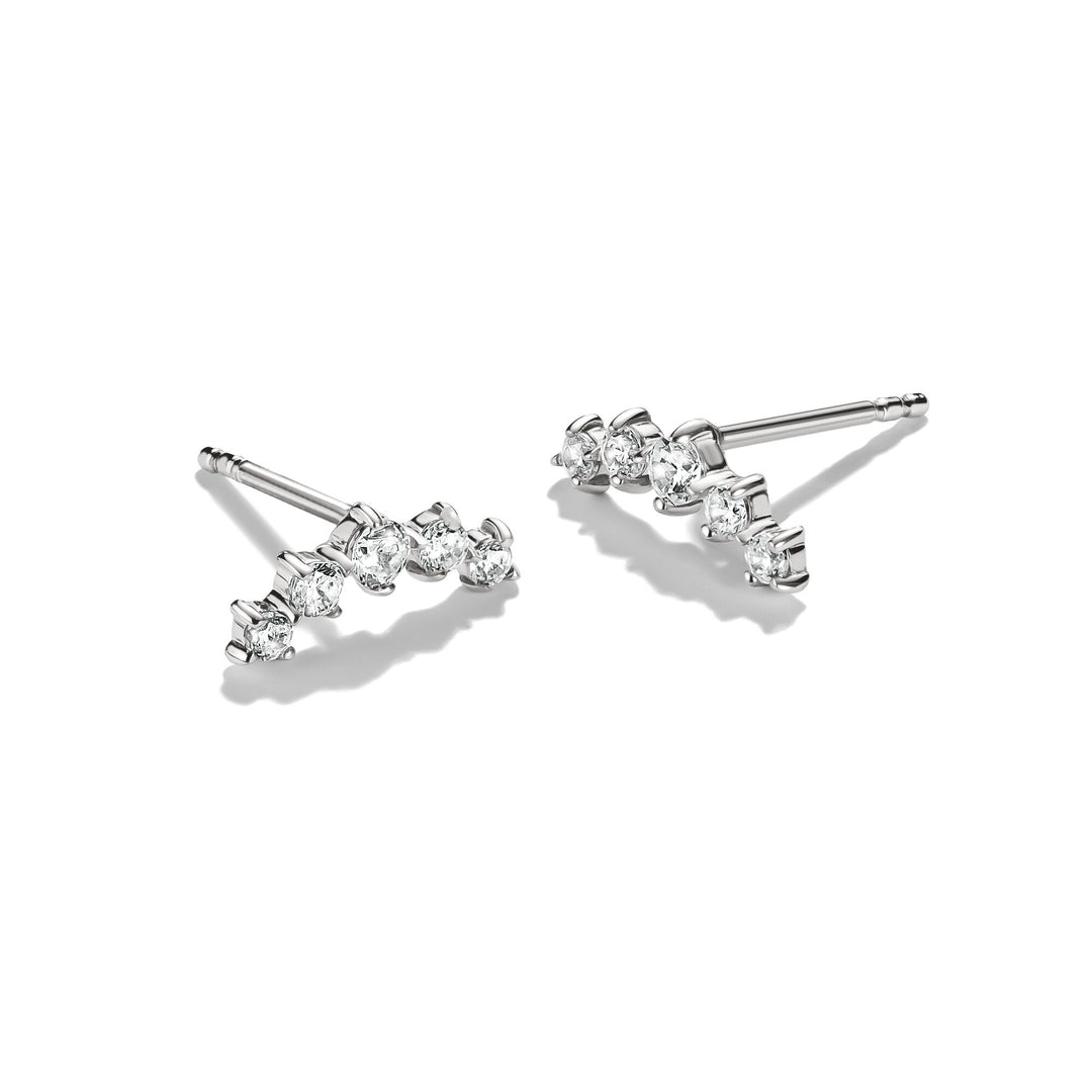 Stud earrings with zirconia