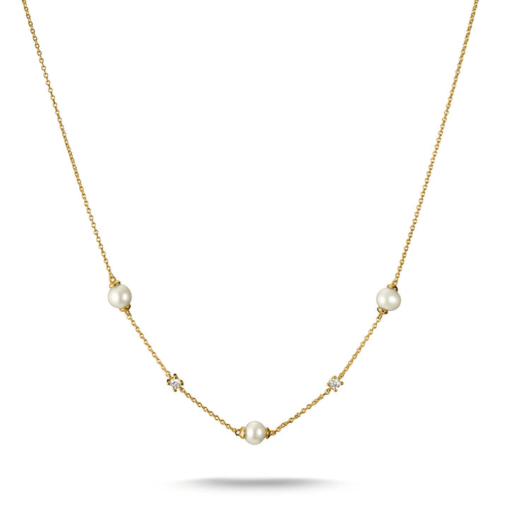 Chain with pearls and zirconia