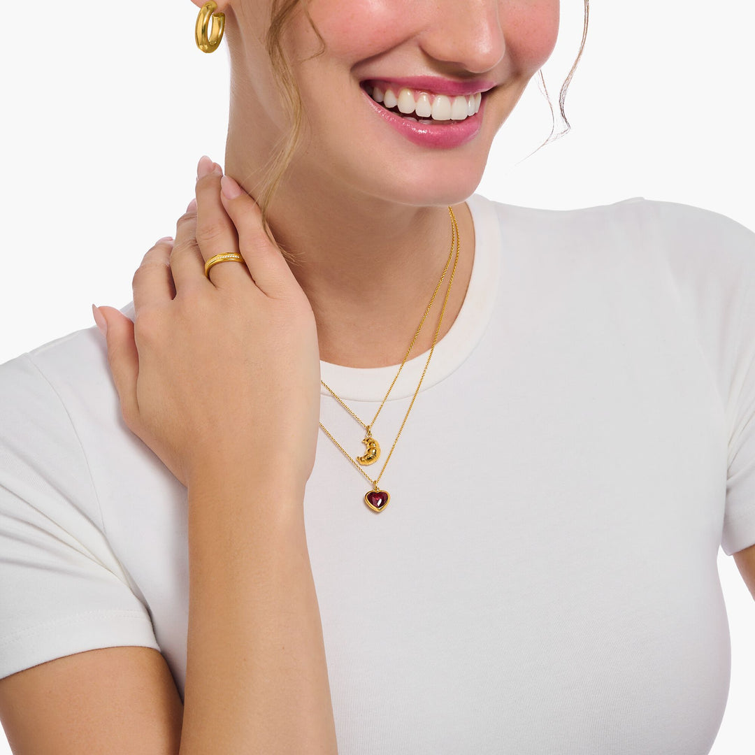 Heart pendant necklace gold with red zirconia