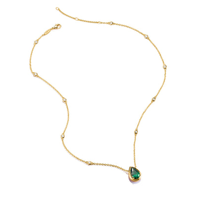 Necklace with Green Teardrop Stone Elyndra