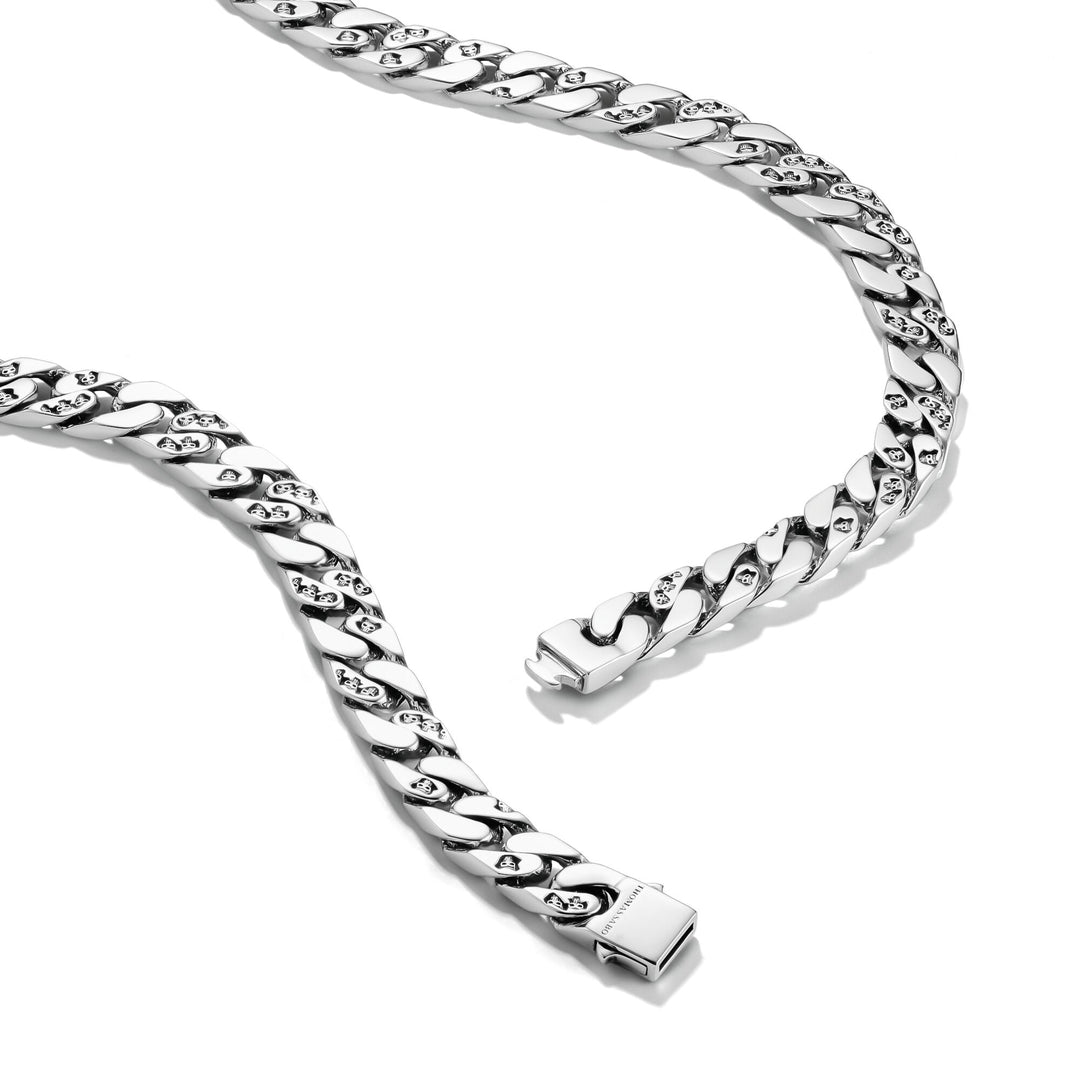 Detailed Skull Chain Necklace