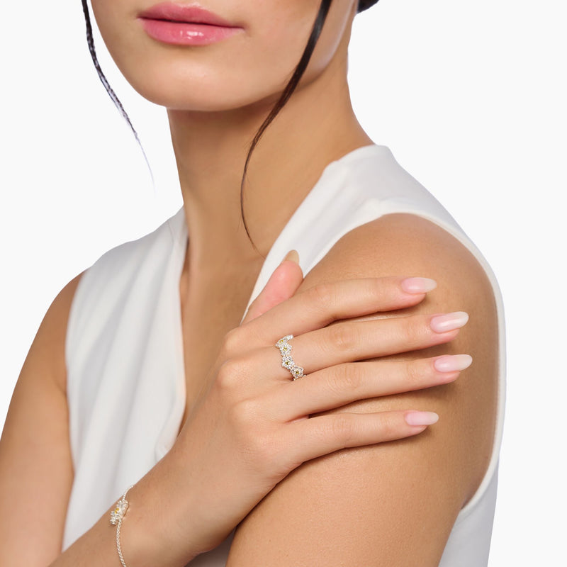 Lovely Daisy Ring in Silver