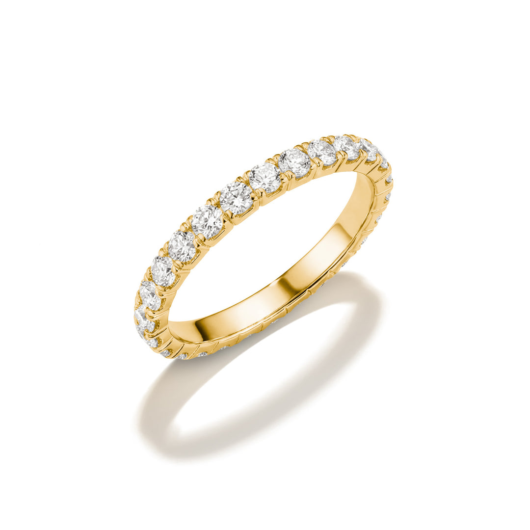 Eternity ring with zirconia