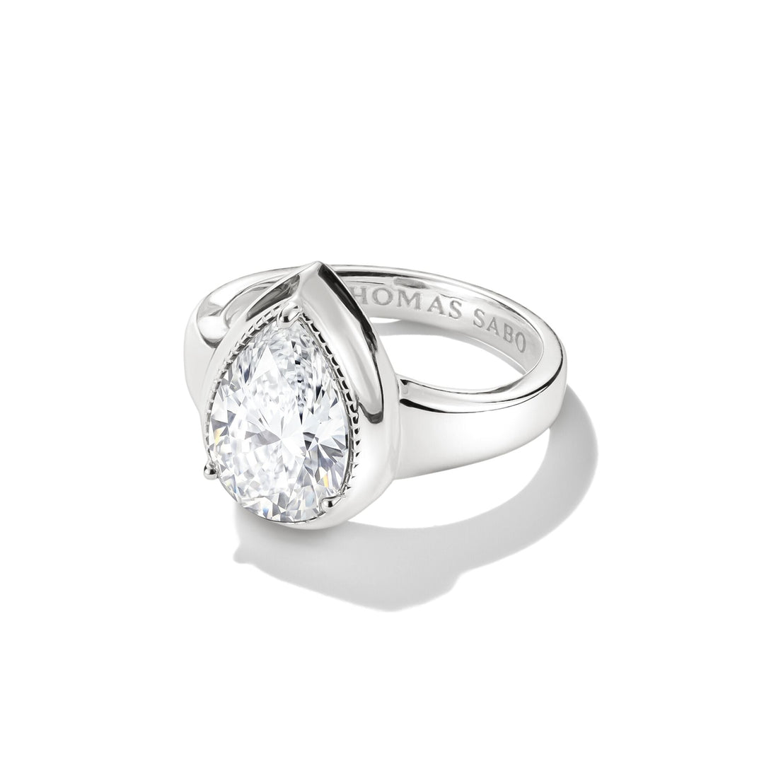 Ring with zirconia in teardrop shape | THOMAS SABO Australia