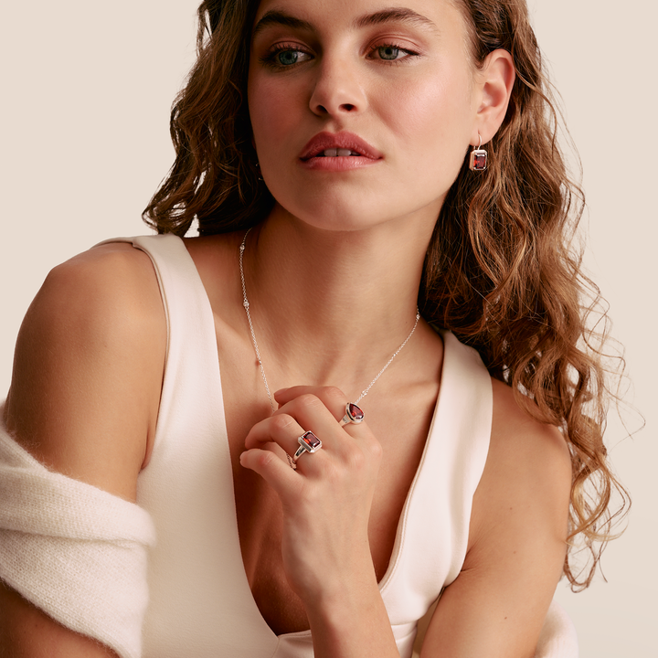 Ring with Red Zirconia Stone Elyndra