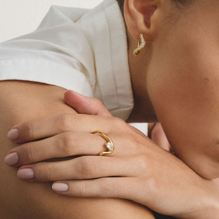 Ring with zirconia in teardrop shape | THOMAS SABO Australia