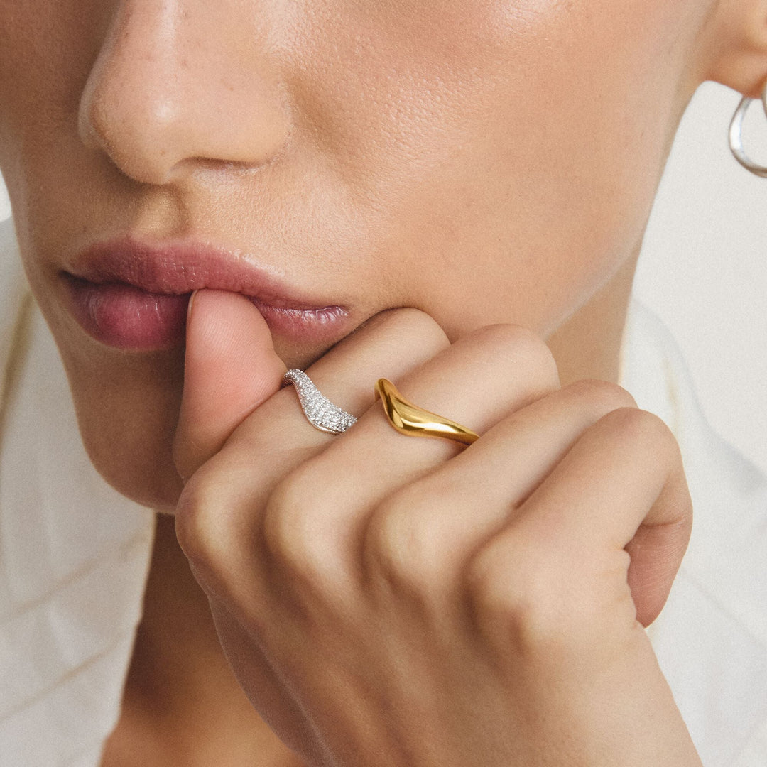 Ring with zirconia in wave shape | THOMAS SABO Australia
