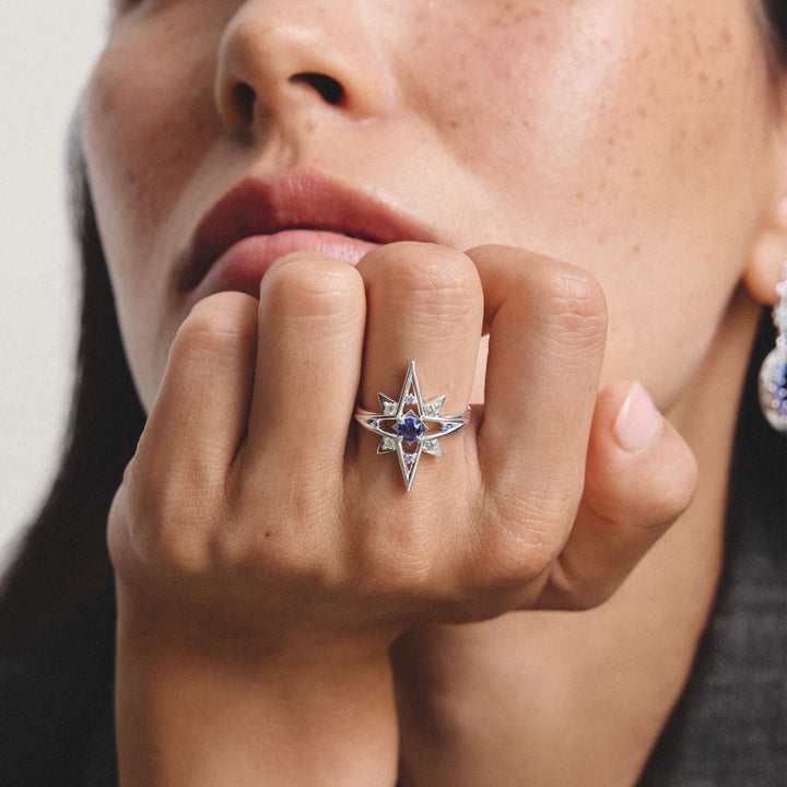 Ring star with blue stones