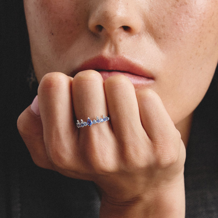 Ring with blue stones